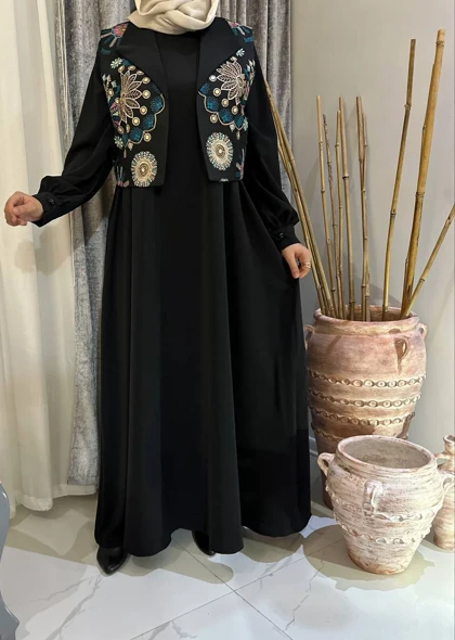 مانتو عبایی و جلیقه تسنیم
