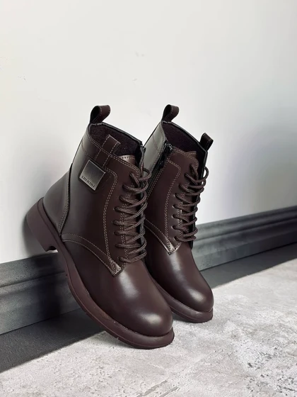 نیم بوت کلاسیک میو میو