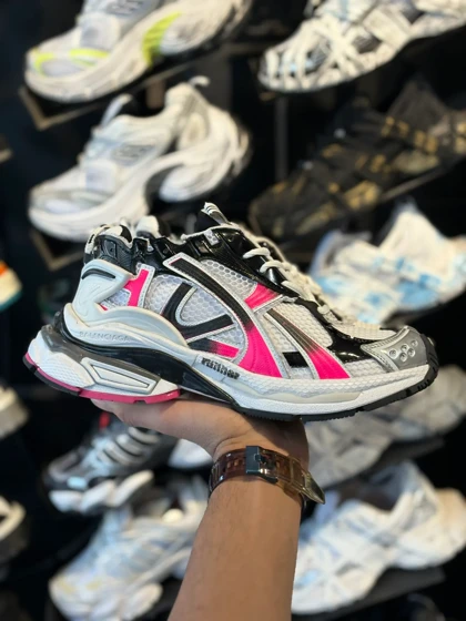 کتانی بالانسیگا رانر