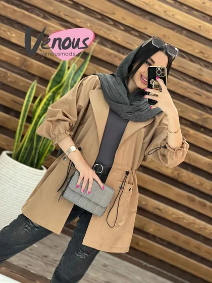 مانتو داکرون سه پرچی