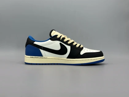 کتانی نایکی جردن1لو تراویس فرگمنت سفید مشکی آبی/Nike Air Jordan1 low Travis