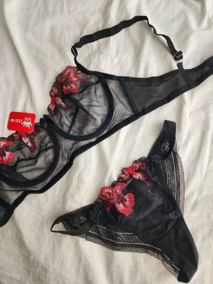 ست سوتین و شورت تمام تور فنردار برند HR کد: 0334