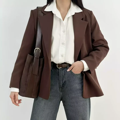 کت یقه انگلیسی رنگ قهوه ای