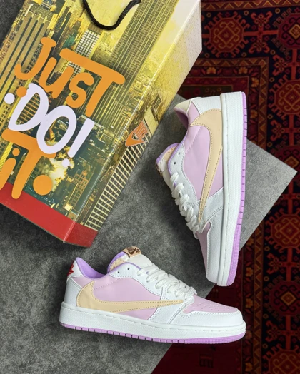 کتانی جردن تراویس اسکات