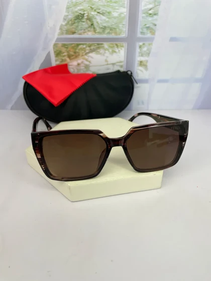 عینک آفتابی زنانه فندی 9516