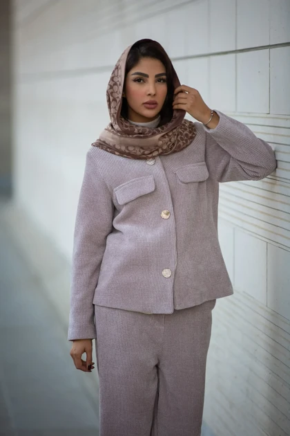 پالتو لمزور بیسکوییتی دکمه نما