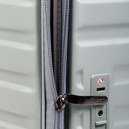 چمدان کابین CABIN مدل SBC665 سایز متوسط