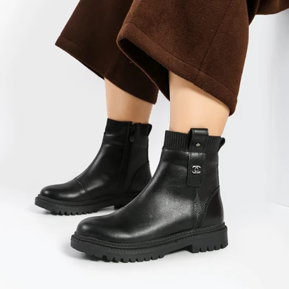 بوت و نیم بوت زنانه و دخترانه مدل بغل زیپ رنگ مشکی کد M762