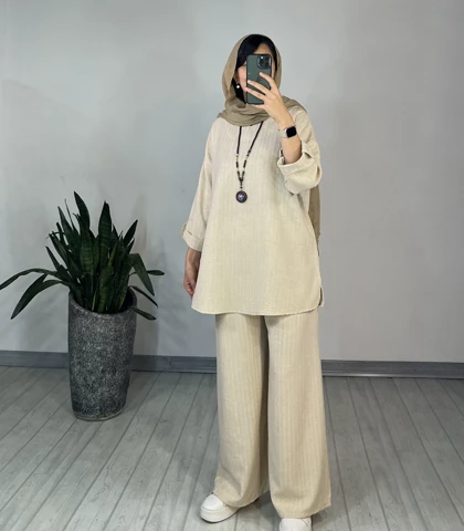 ست مانتو و شلوار پارنا