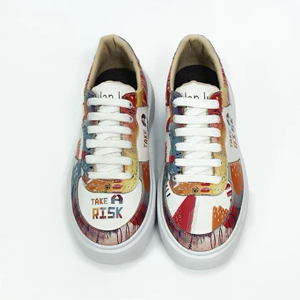 کفش دندی طرح Risk