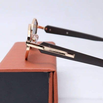 عینک برند MIU MIU کد 181460