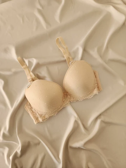 سوتین جکدار فنردار کاپ C برند CHANVIEN LEEN کد: 0201