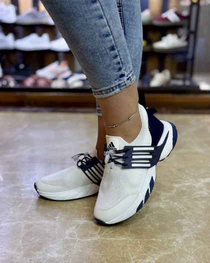 کتانی آدیداس کش بافت (برند ولنتینو)