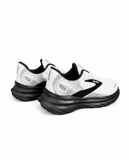 کفش کتانی رانینگ زنانه بروکس سفید مشکی Brooks