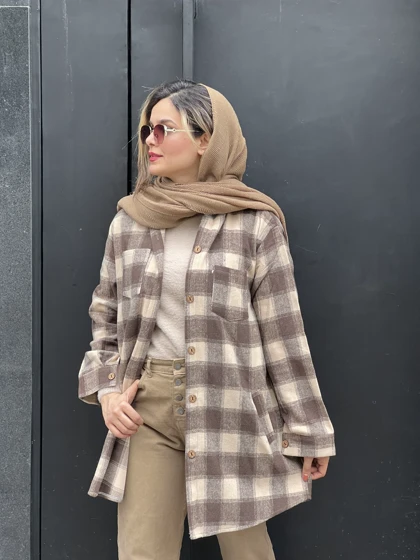 شکت کلاهدار بلند