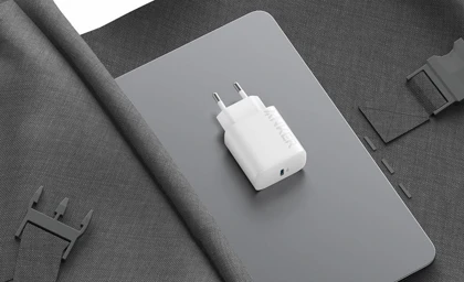 شارژر انکر 20 وات مدل B2347K21 به همراه کابل Type-C