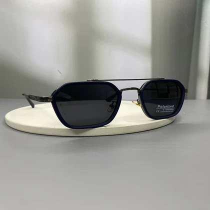 عینک آفتابی کررا با فریم فلز و کائوچو و لنز پلی‌کربنات پلاریزه UV400 Carrera Original