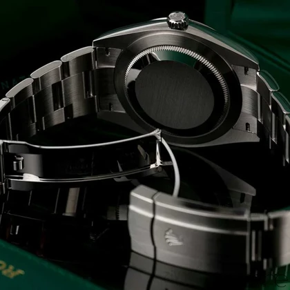 ساعت رولکس اویستر پرپچوال مردانه نقره ای صفحه زرد 104122