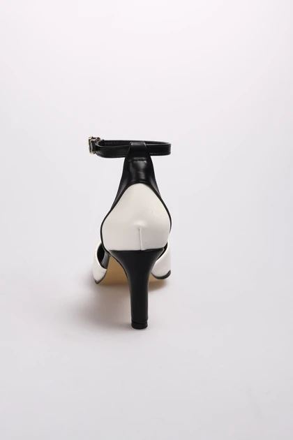 کفش پاشنه‌بلند کلاسیک زنانه میوگوستو mio-gusto