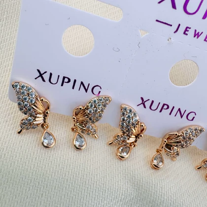 گوشواره پروانه برجسته نگین‌دار ژوپینگ