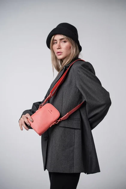 کیف دوشی زنانه دیوید جونز مدل David Jones CM7151G