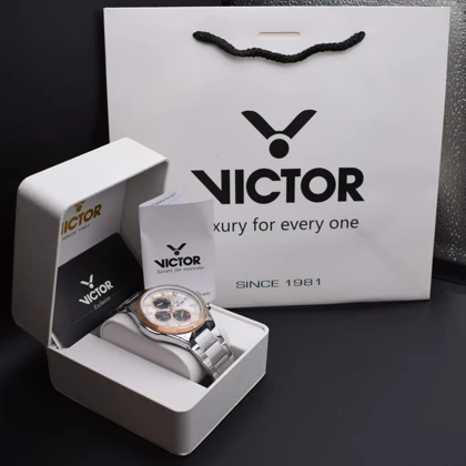 ساعت victor فول استیل مدل v5835-04 سه موتور کد (8858) نقره ای قاب طلایی علیدسا