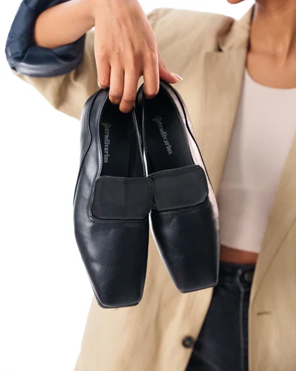 کفش کالج زنانه استرادیواریوس مدل Stradivarius Flat shoes - FBL82