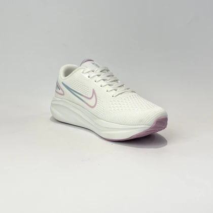 کفش پیاده روی نایک ری اکت سفید