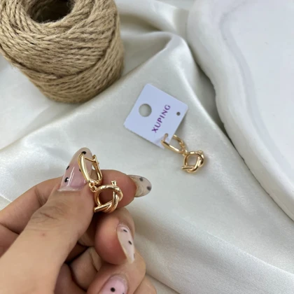 گوشواره زنانه مدل گره طرح گره‌ای رنگ طلایی ژوپینگ