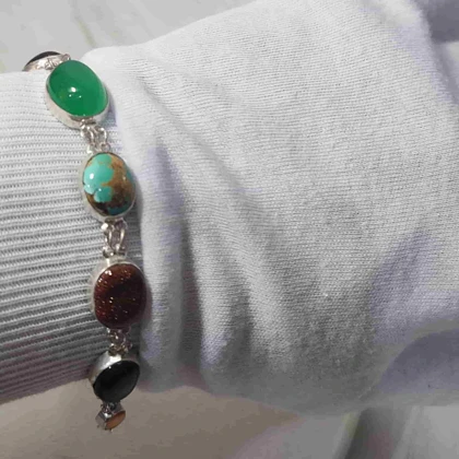 دستبند نقره ام البنین کد 2 (9 سنگ)