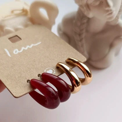 گوشواره یو شکل