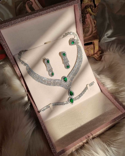 سرویس جواهری لوکس نگین زمرد s33