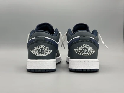 کتانی نایکی جردن1 لو اشن اسلیت/Nike Air Joradan1 low Ashen Slate