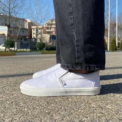ونس کشی سفید تمام - white slip on vans