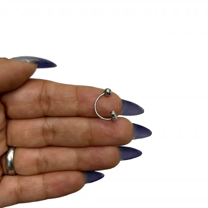 پیرسینگ نقره ناف مدل لنگر (نگین‌دار)