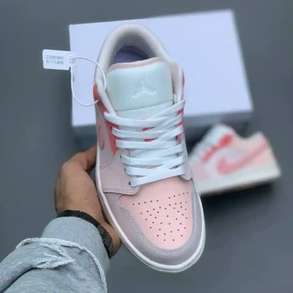 کفش نایک جردن وان صورتی Nike Air Jordan 1 Pink