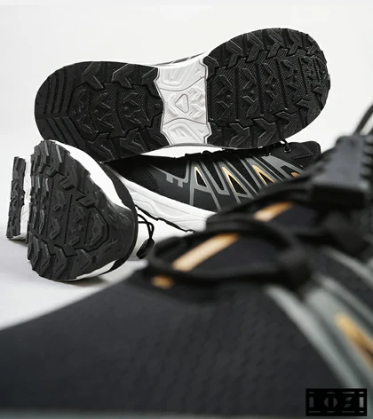 کفش کتانی بزرگ پا مشکی طلایی سفید Salomon X ULTRA