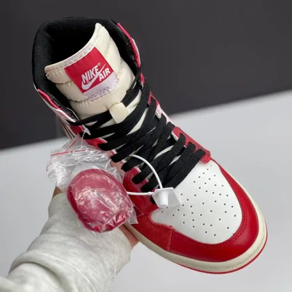 کفش نایک ایر جردن وان ساق‌دار اسپایدرمن Nike Air Jordan 1 High Spider-Man