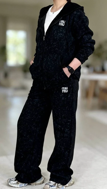 سویشرت شلوار برند miu miu