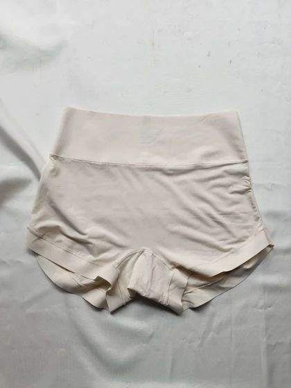 شورت نیم پا لیزری بدون درز کد: 11891