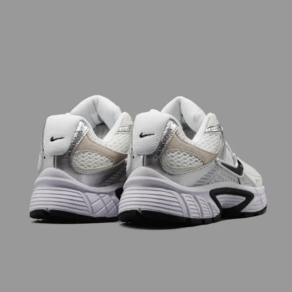 نایکی V5 رانر سفید نقره ای Nike V5 RNR White Silver