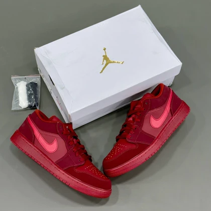 کتانی ویتنامی ایر جردن وان لو ولنتاین دی زرشکی قرمزNike Air Jordan 1 Low Valentine’s Day 2026