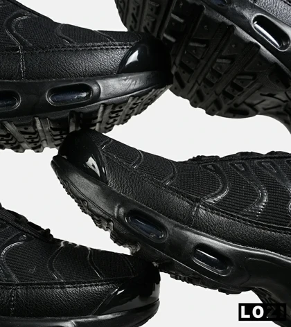 کفش کتانی مردانه و زنانه مشکی NIKE AirMax Plus TN Ultra