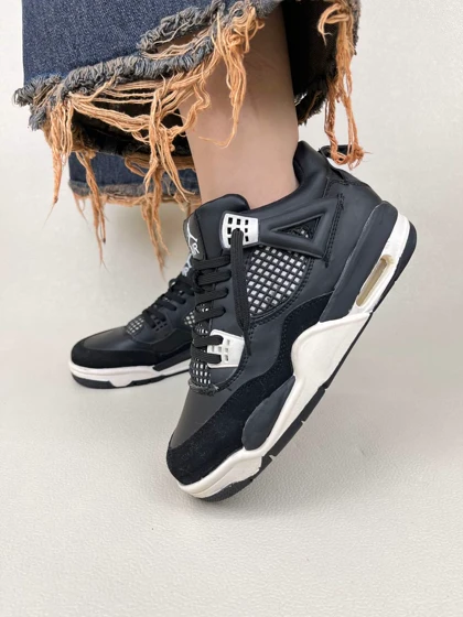 کتانی ونس زنانه جردن فور نایک NIKE JORDAN 4 کد 748