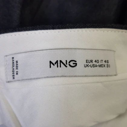 شلوار پارچه‌ای راسته شش جیب مردانه از MANGO کد 249