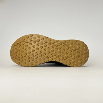 کفش روزمره مردانه اکو مشکی زیر نسکافه