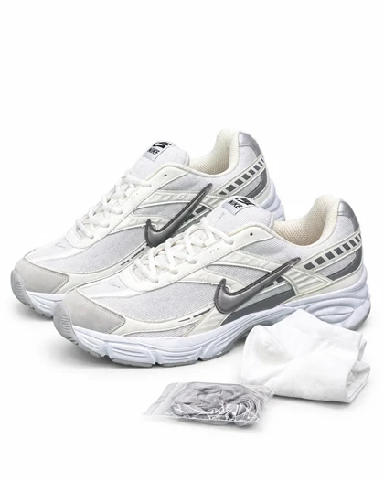 کفش کتانی بزرگ پا نایکی رانینگ وی 1000 سفید طوسی NIKE V1000