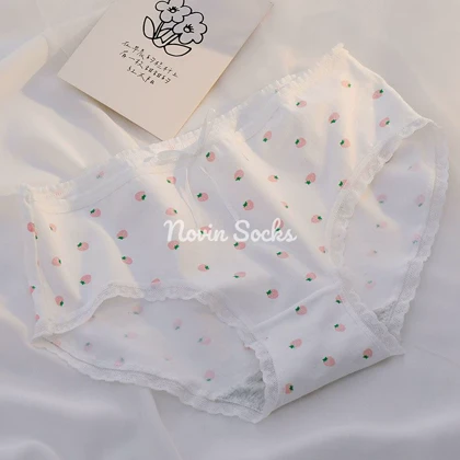 شورت طرح استیکر توت فرنگی ( مناسب برای سایز 38 الی 42)(xl)