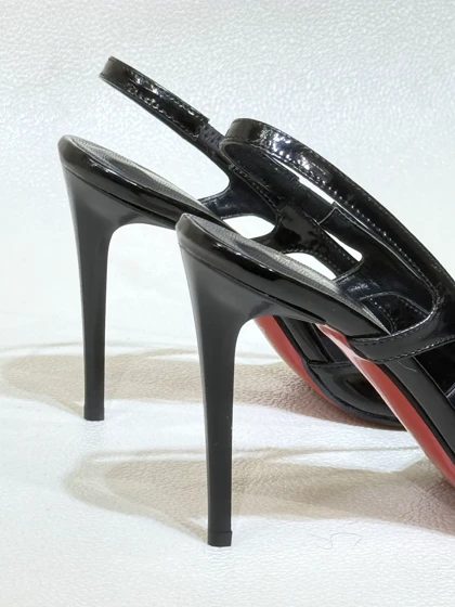 کفش زنانه پاشنه 10 سانت لودشکا پنجه طلا وای اس ال Yves Saint Laurent کد 1449