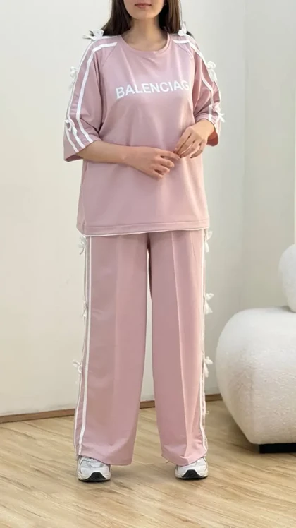 ست تیشرت و شلوار نواری